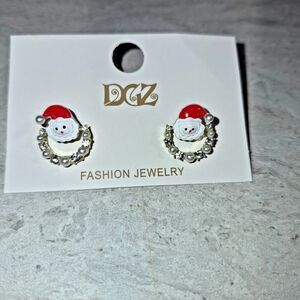 Santa Fashion Earrings with little Pearls & Little Clear Rhinestones.
